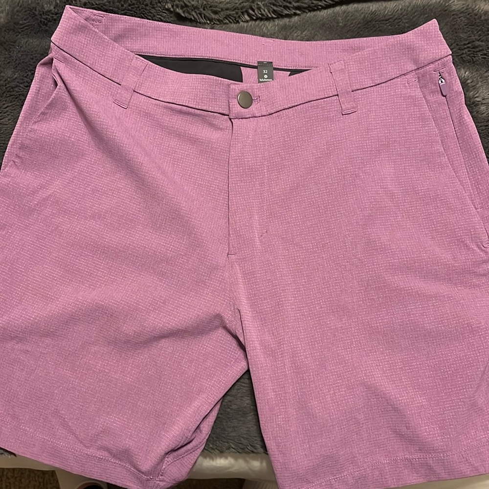 Men’s lululemon cargo shorts
